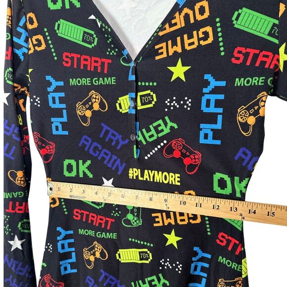 Super Sexy GAMER Romper Womans M Long Sleeve One Piece Video PS5 Bodycon - Picture 5 of 7